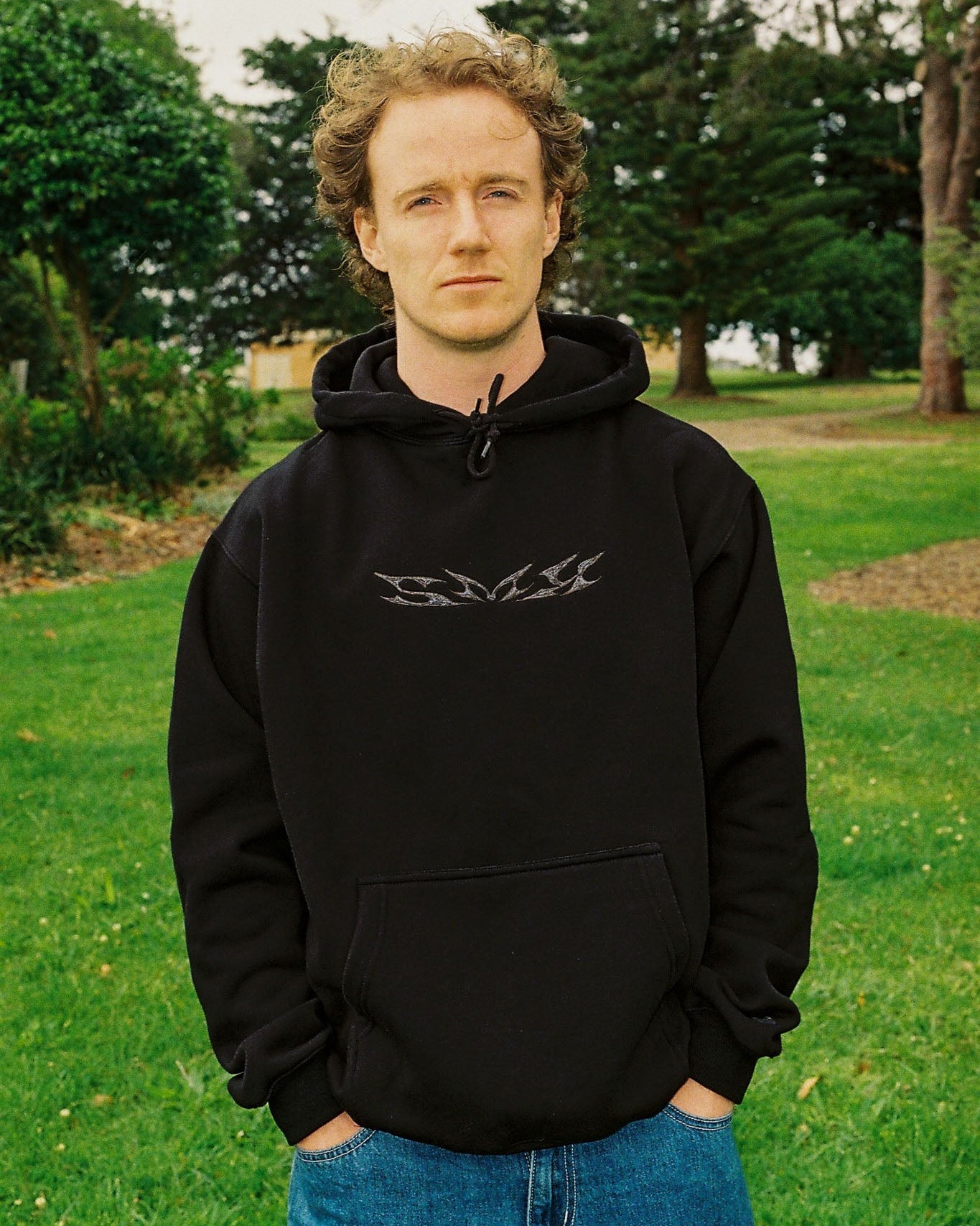 hoodie smk - black + grey embroidery