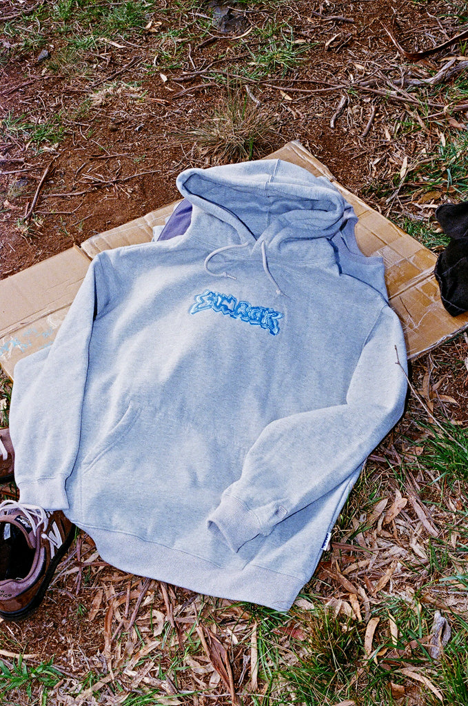 hoodie coral - blue embroidery